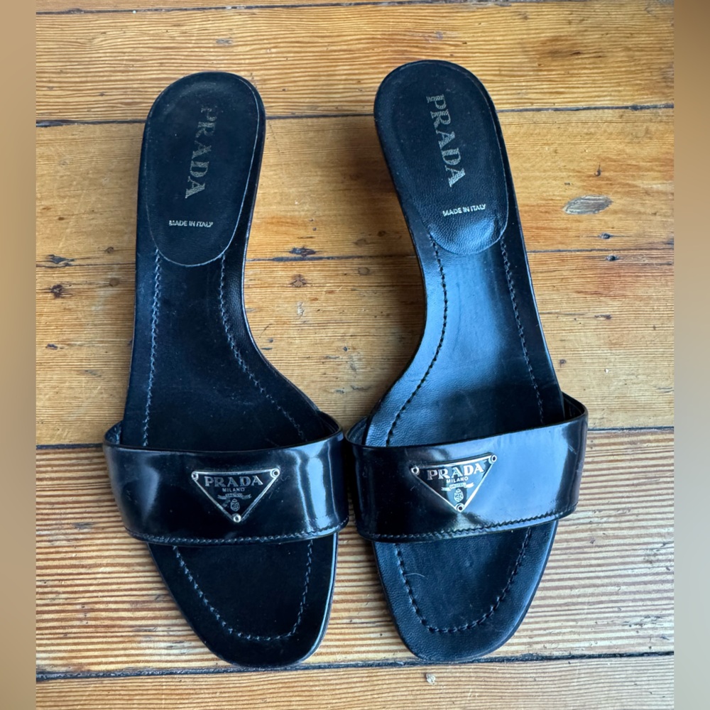 Prada Mules Black Leather Vintage VTG Y2K EU 37